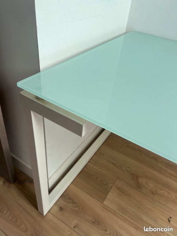 Bureau en verre (image 2)