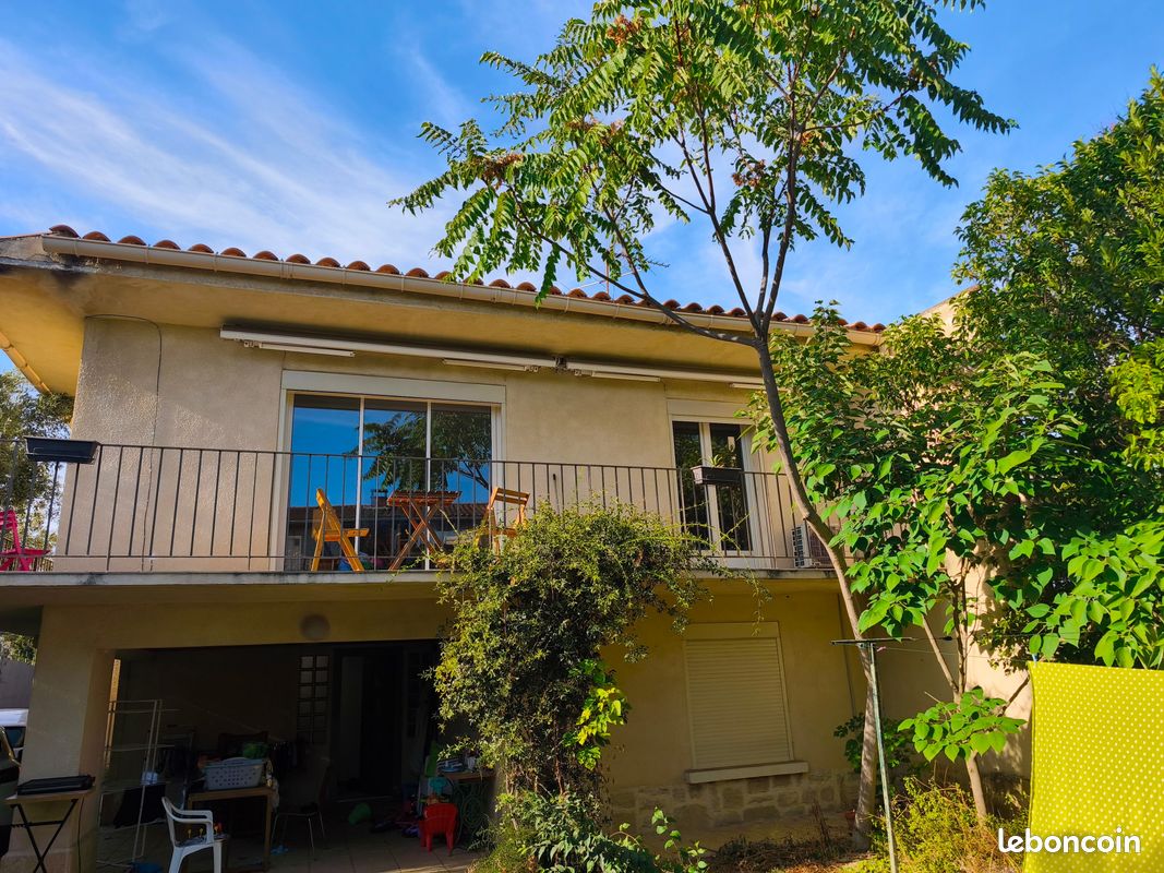 Maison 6 pièces 100 m² · à Villeneuve-lès-Avignon · 100 m² · 1 500 €/mois