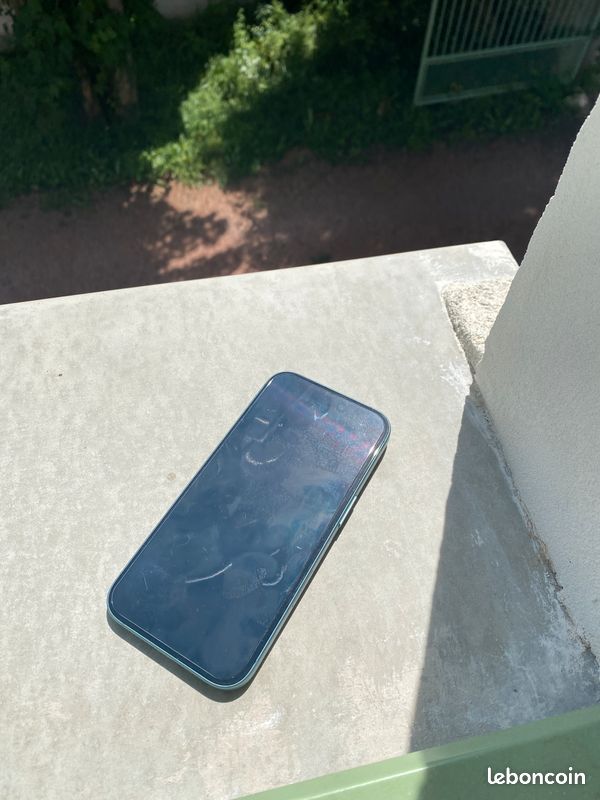 IPhone 16 (image 1)