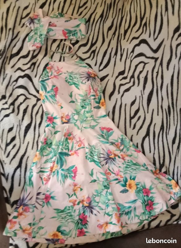 Robe pin ' UP avec bandeau (image 4)