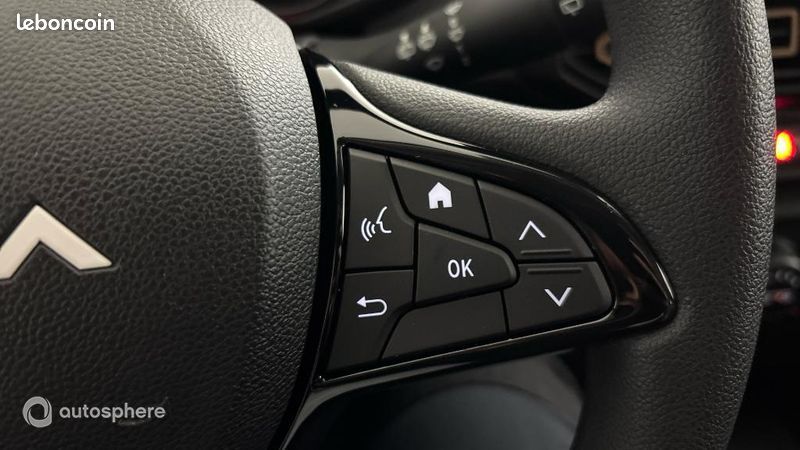 Dacia Sandero 1.0 SCe 65ch Essential (image 27)
