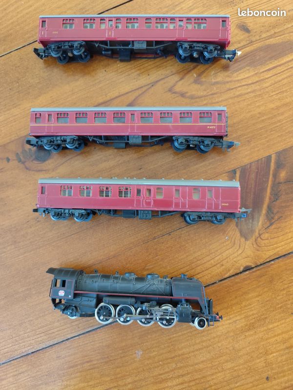 Lot De 3 Wagons Voyageurs Jouef - Modélisme Ferroviaire - Occasion