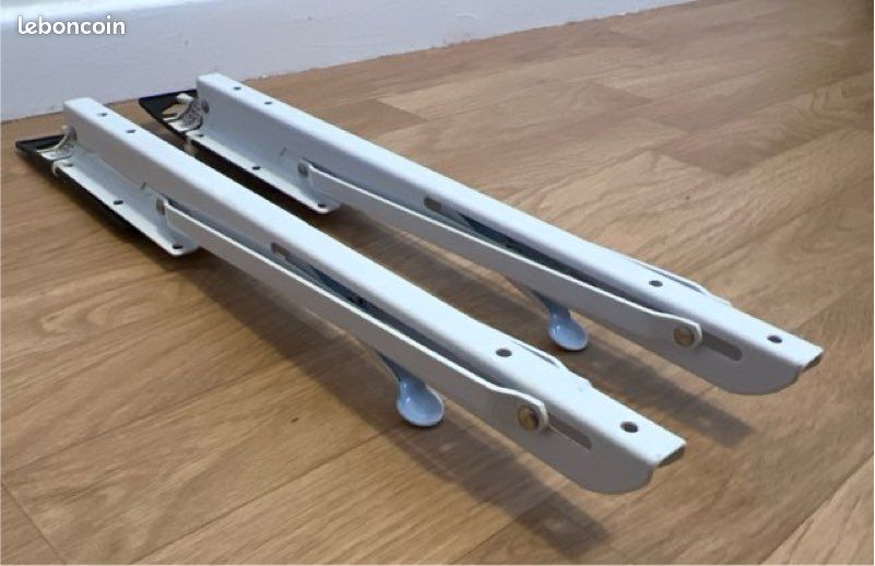 Équerres rabattables neuves (lot de 2) (image 1)