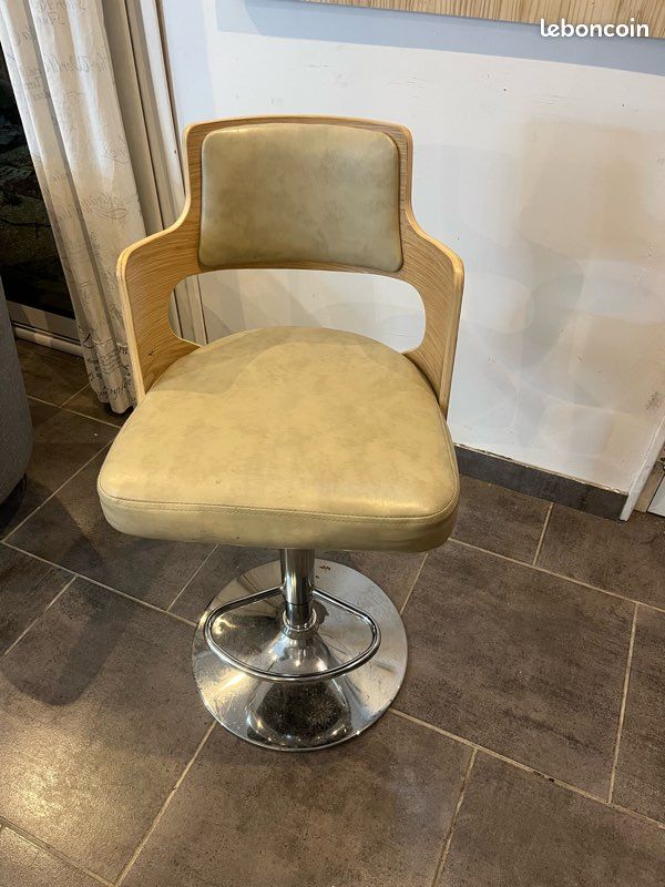 Chaise pivotante beige (image 2)
