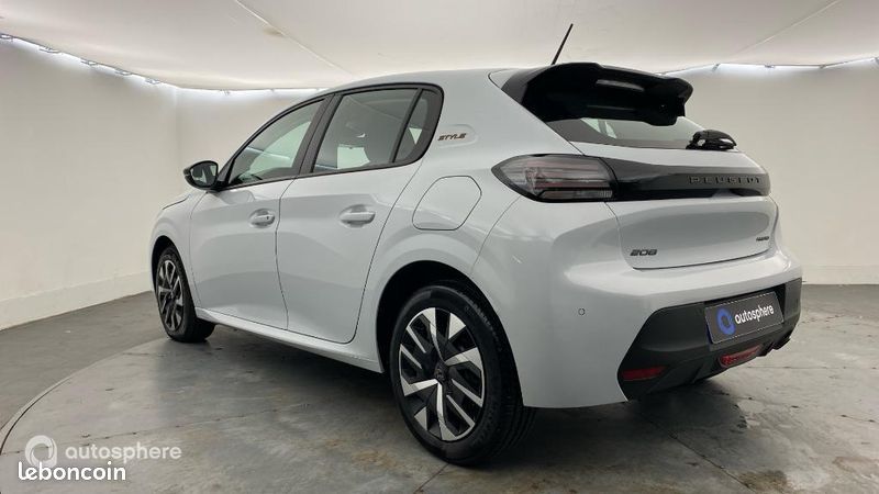 Peugeot 208 1.2 Hybrid 110ch Style e-DCS6 (image 7)