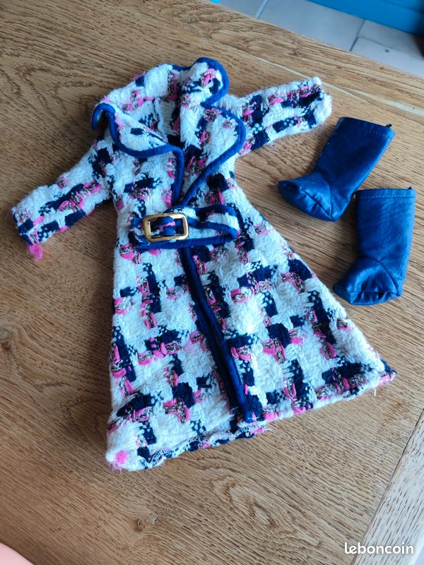 Tenue Complète Natte Bleue Pour Poupée Mily De Gégé - Avec Escarpins - Occasion
