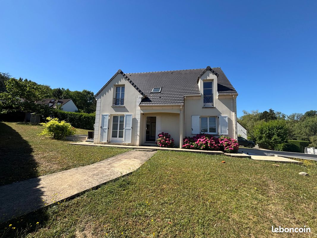 Maison 6 pièces 136 m² · à Nanteuil-lès-Meaux · 136 m² · 439 000 €