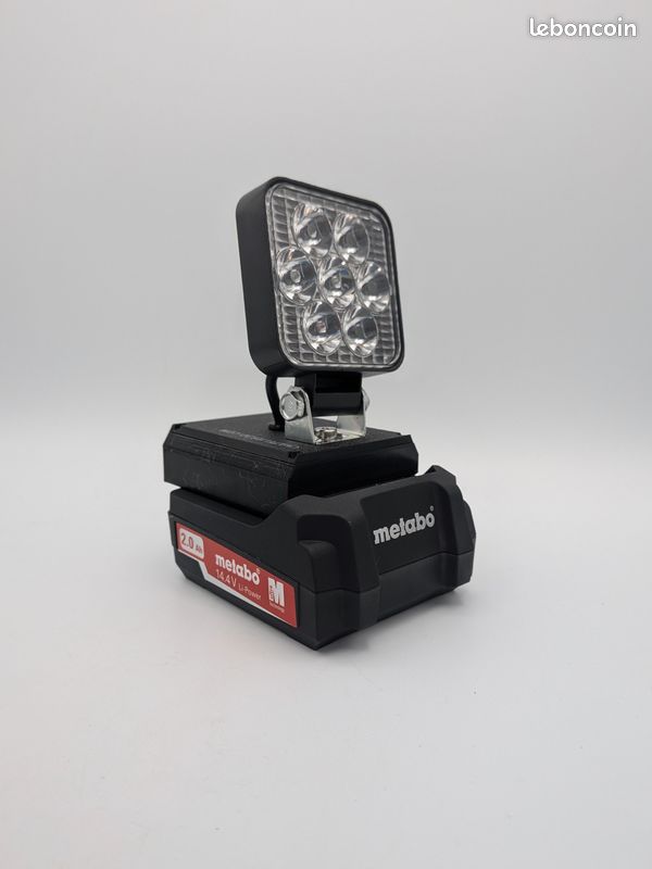 LAMPE BALADEUSE SANS FIL SLA 14.4-18 LED (600370000) - Outillage Maroc