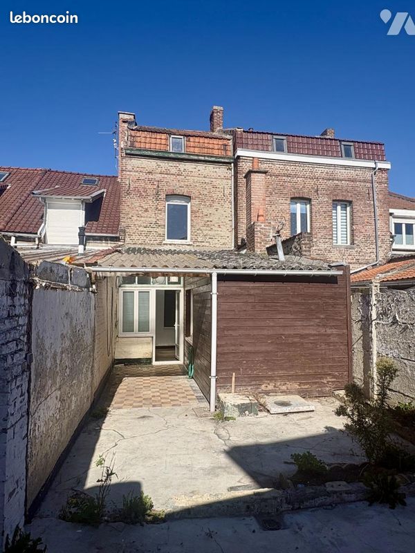 Maison 7 pièces 119 m² · à Hénin-Beaumont · 118,6 m² · 100 800 €