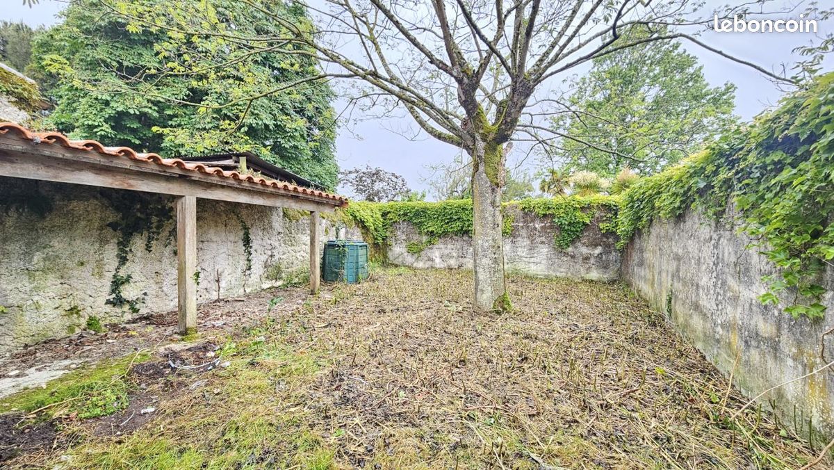 Maison 4 pièces 120 m² · à Les Landes-Genusson · 120 m² · 99 900 €