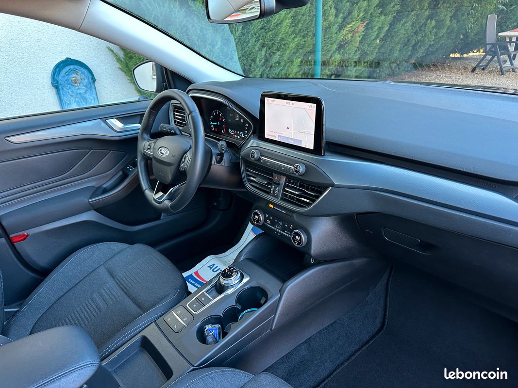 ✨PROMO Ford Focus 1.0 EcoBoost 125ch Active (feux leds + CarPlay + gps + ...) Boite auto 2020 (image 11)