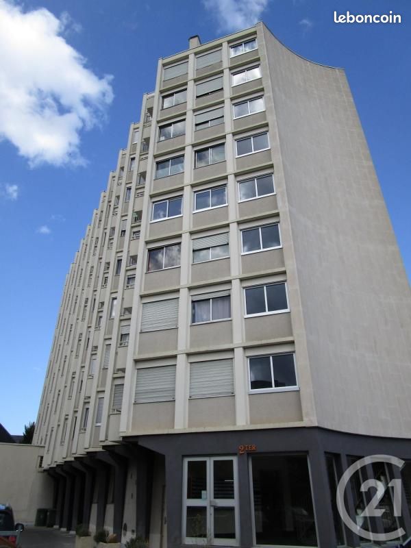 Appartement 1 pièce 27 m² · à Orléans · 27 m² · 523 €/mois