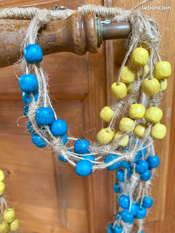 Lot De Bijoux Vintage En Bois Et Perles Naturelles - Colliers Et Bracelets Divers - Occasion Rare