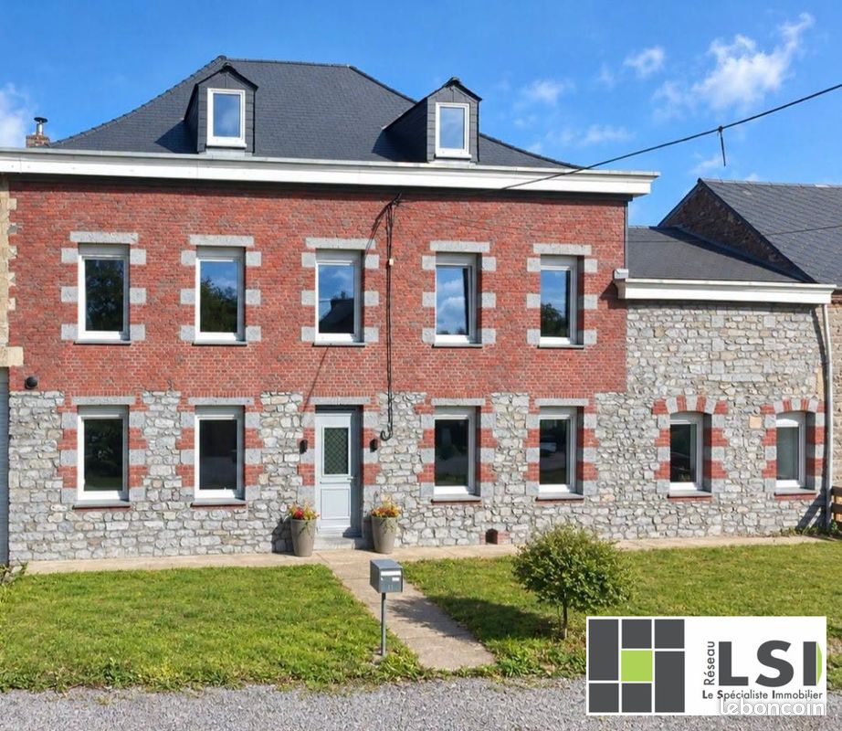 Maison 8 pièces 172 m² · à Beaufort · 172 m² · 318 000 €