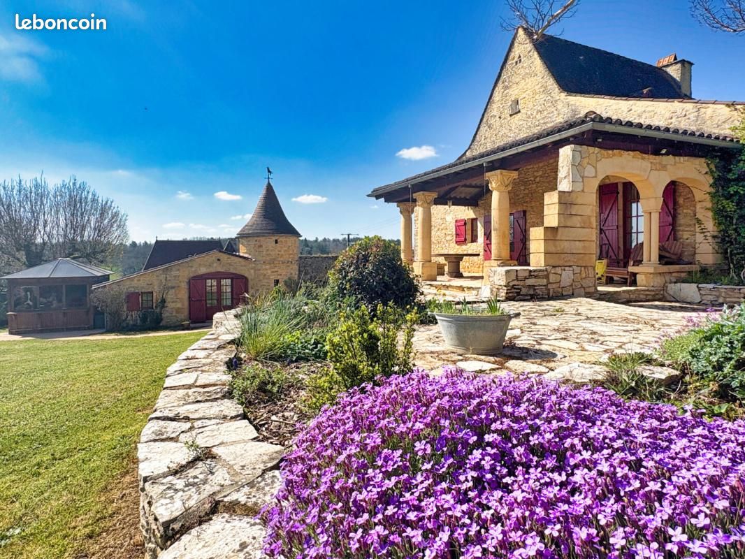 Maison 6 pièces 150 m² · à Sarlat-la-Canéda · 150 m² · 546 000 €