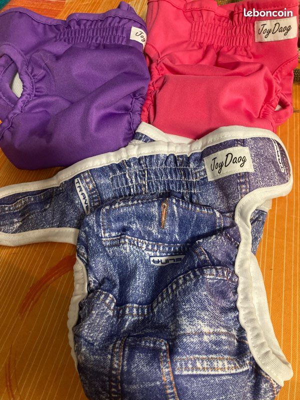 Vend trois culotte hygiénique pour chien de petite taille (image 1)