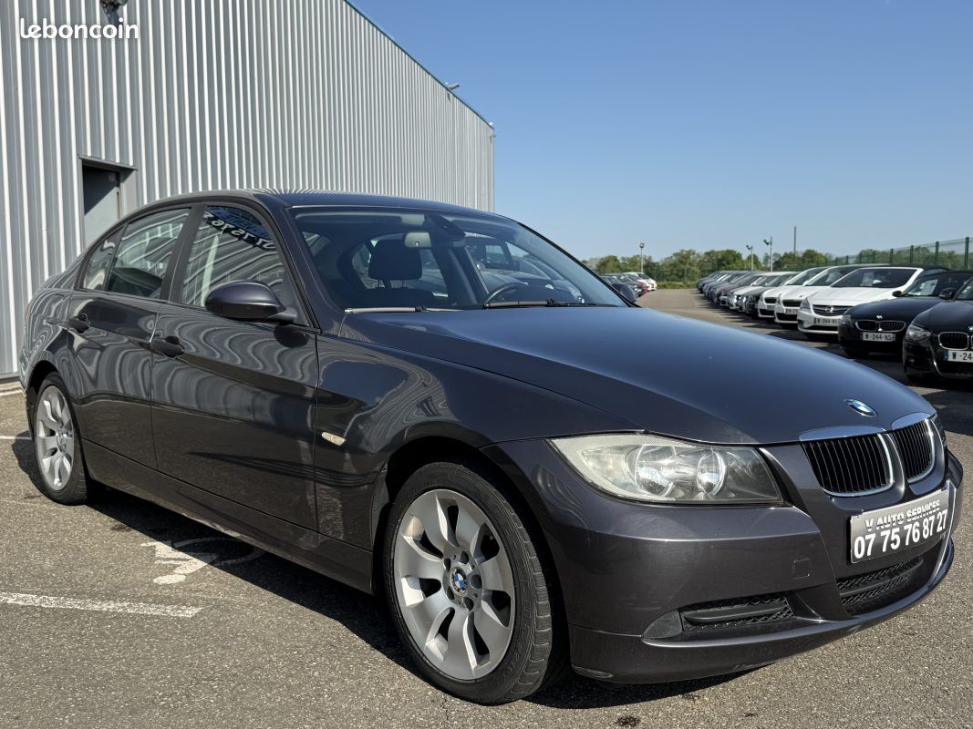 BMW Série 3 V (E90) 320i 150ch Sport Garantie 6 Mois (image 7)