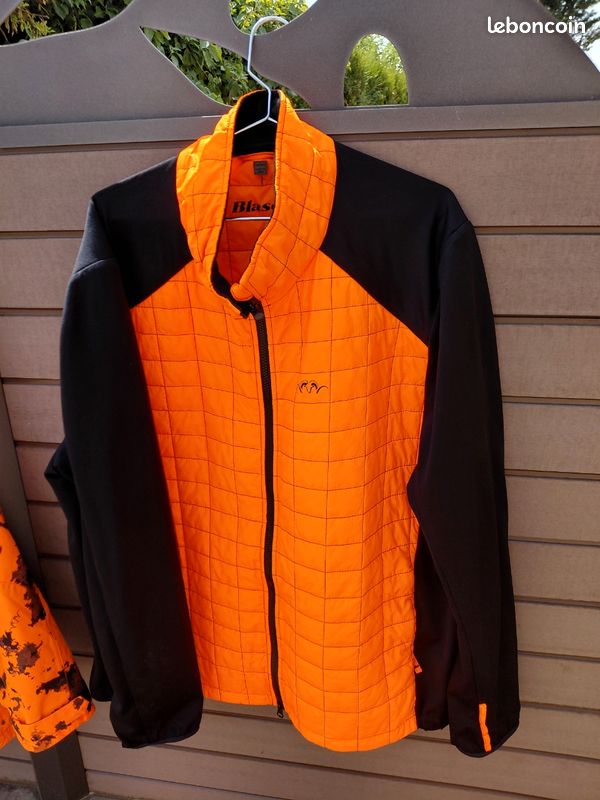 Veste BLASER 2 en 1 veste BLASER orange camouflage avec doublure amovible Taille 3 xl Très bonne état Vendu neuve 335 Vendu 250 (image 1)