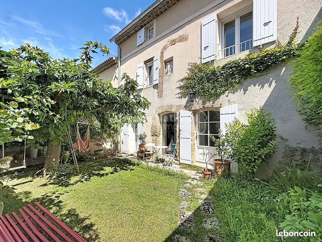 Maison 5 pièces 110 m² · à Taillades · 110 m² · 499 000 €