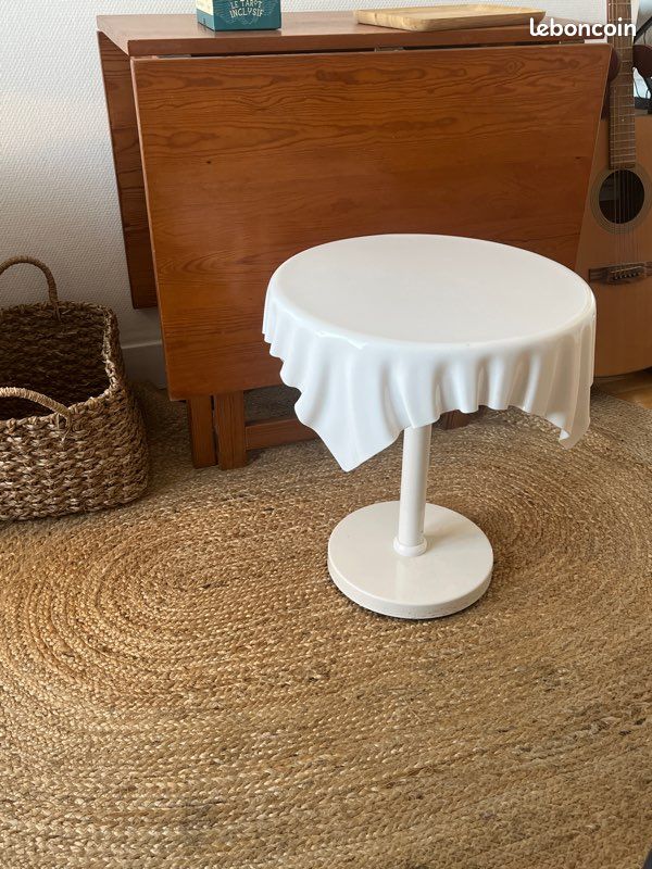 Petite Table design style trompe l’œil (image 1)