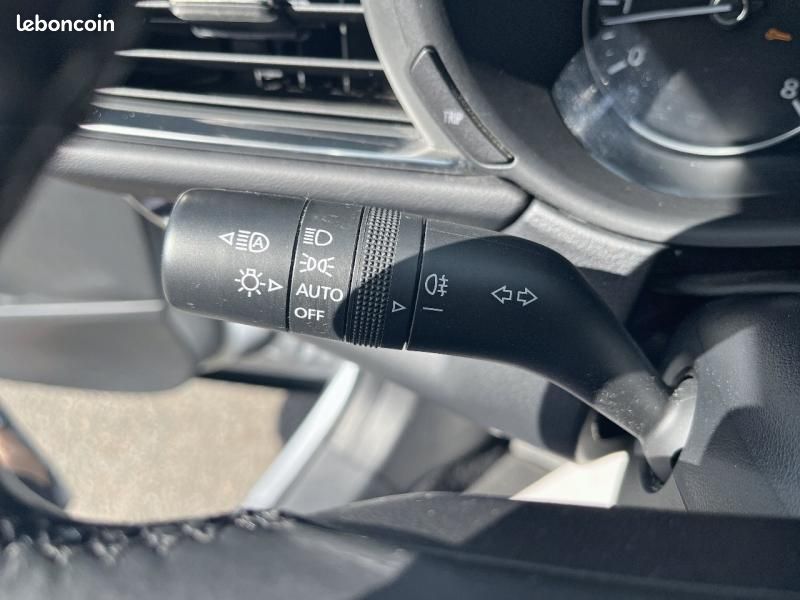 Mazda CX-30 2.0 e-SKYACTIV-G M-Hybrid 122ch Homura 2022 (image 11)