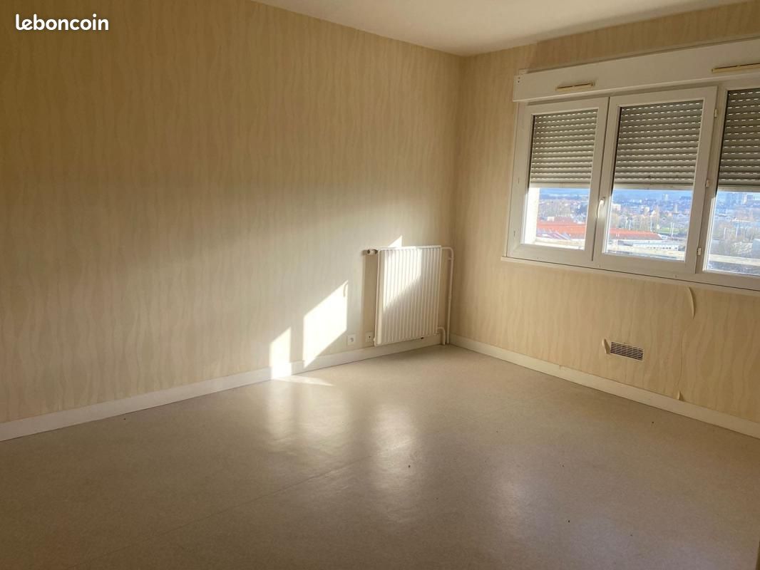 Appartement 2 pièces 45 m² · à Paron · 45 m² · 59 000 €
