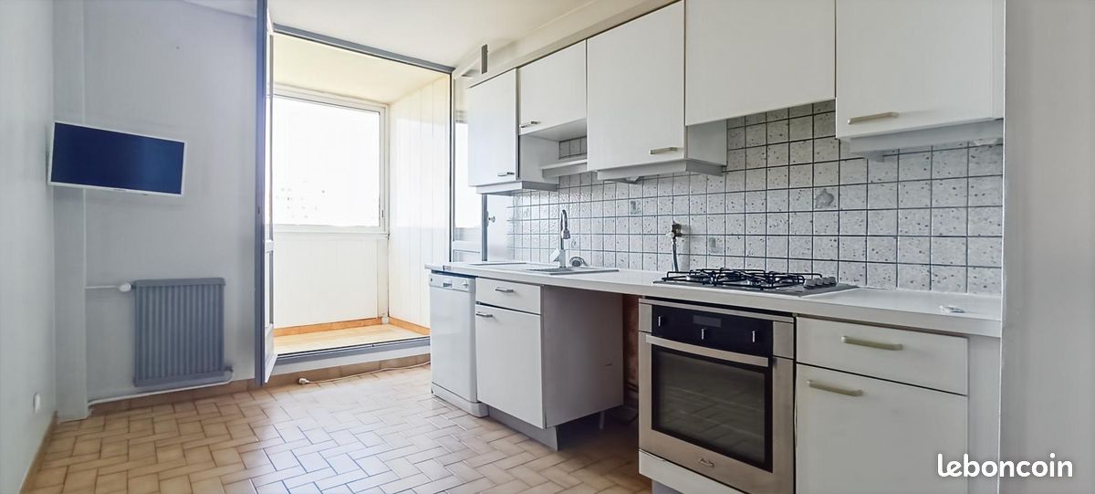 Appartement a louer saint-pierre-des-corps - 4 pièce(s) - 73 m2 - Surfyn