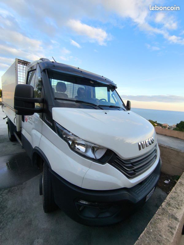 IVECO Daily 35C18 HI-MATIC 2024 Benne JPM – Attelage – Prêt à travailler (image 1)