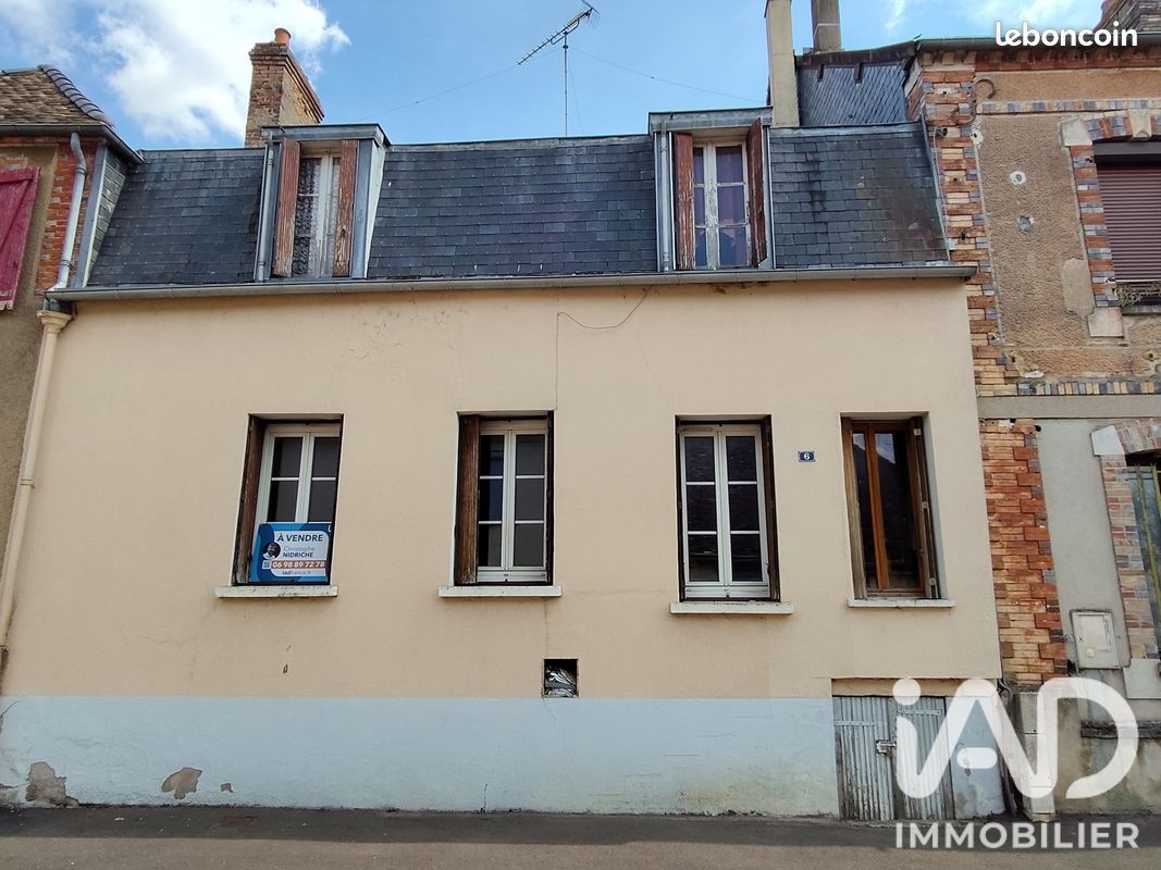 Maison 5 pièces 140 m² · à Domats · 140 m² · 99 000 €