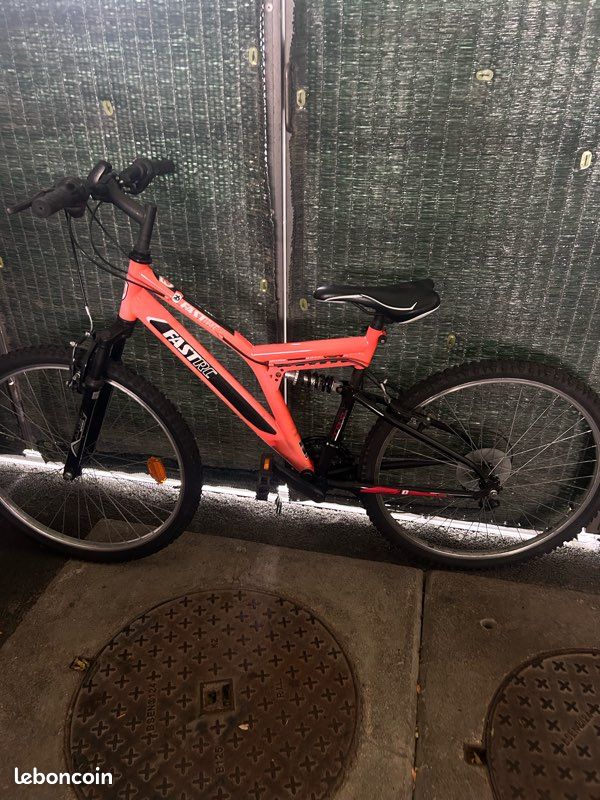 Vélo orange très bon état (image 1)