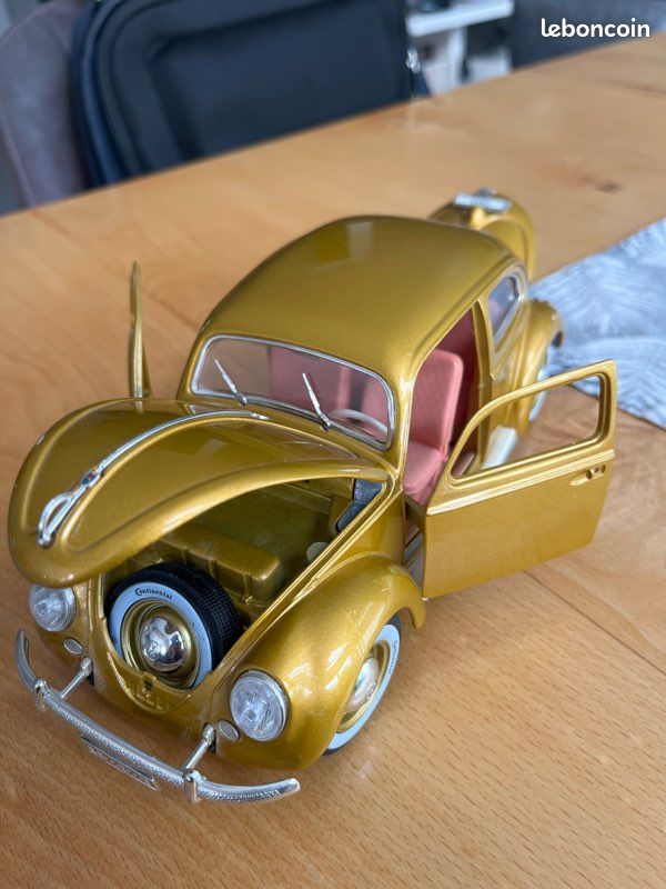 Burago 1/18 Volkswagen Coccinelle 1955 Dorée - Modèle Réduit Occasion Collection