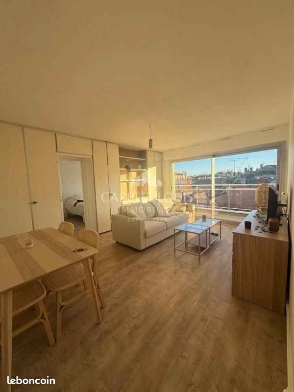 Appartement 2 pièces 51 m² · à Bordeaux · 51 m² · 290 000 €