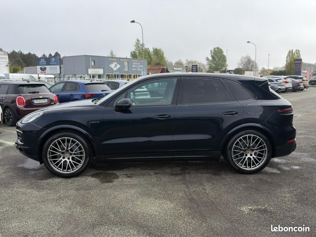 PORSCHE CAYENNE (9ya) 3.0 v6 462 e-hybrid platinum edition (image 8)