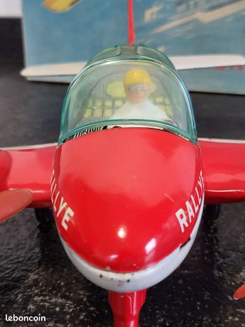 AVION Caravelle JOUSTRA, années 1960 (petite pliure sous une