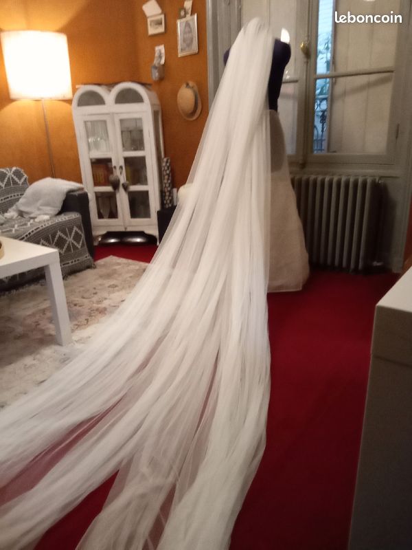 Robe de mariée de luxe PRONOVIAS (image 6)