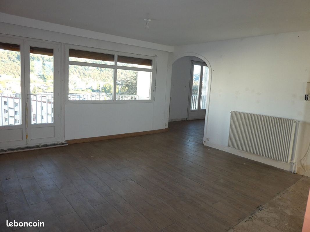 Appartement 4 pièces 76 m² · à Vienne · 76 m² · 122 000 €