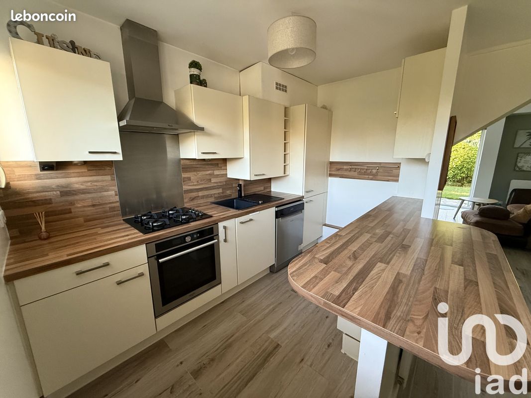 Maison a louer montigny-le-bretonneux - 5 pièce(s) - 98 m2 - Surfyn