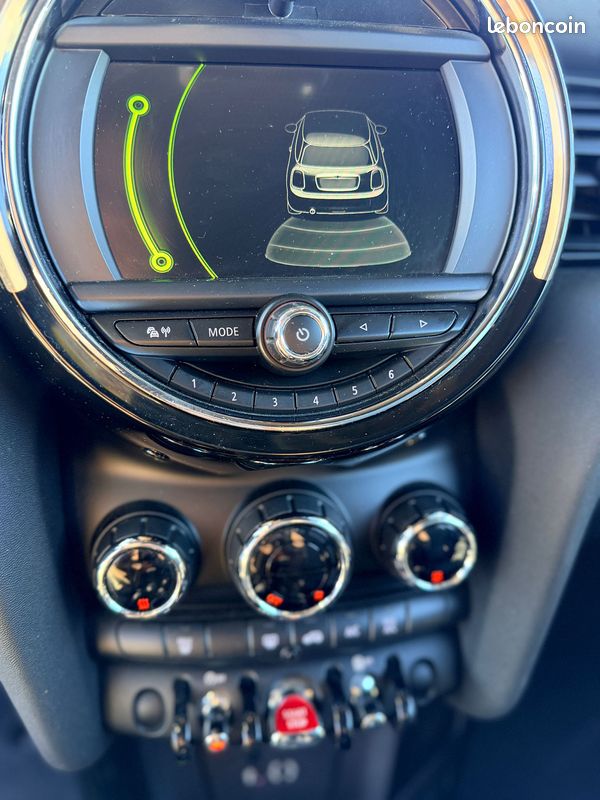 MINI III (F56) 2.0 COOPER S 210ch JCW EDITION 3P BVA6 Garantie 12 Mois (image 12)