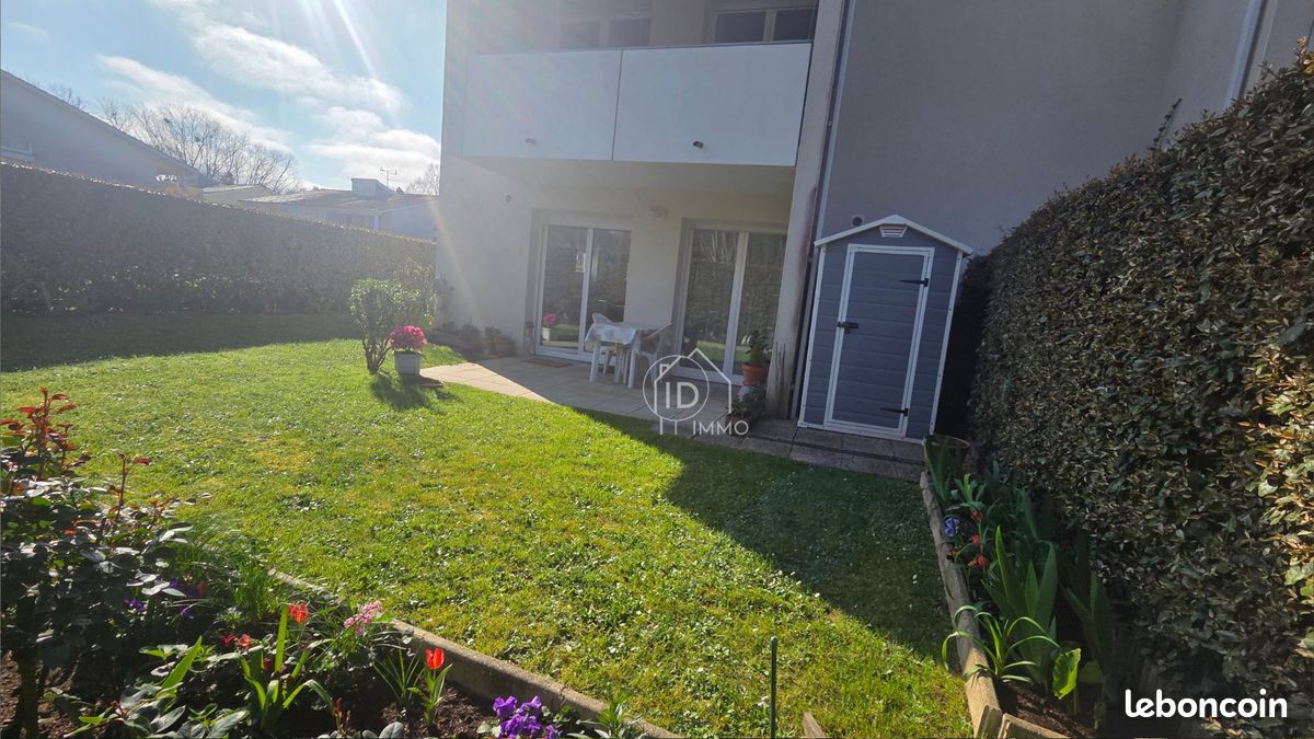 Maison 2 pièces 48 m² · à Saint-Seurin-sur-l'Isle · 48 m² · 37 000 €
