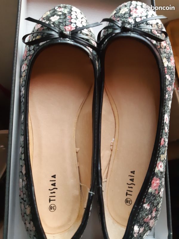 Chaussures neuves - ballerines (image 1)