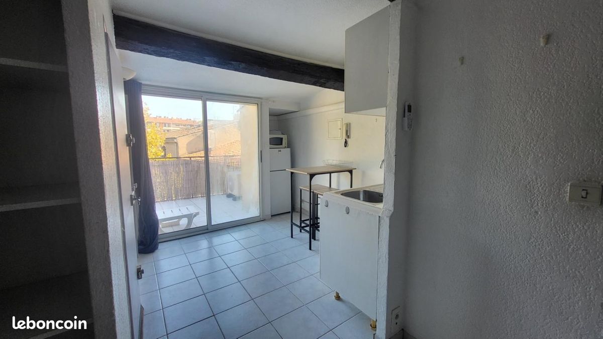 Appartement a louer salon-de-provence - 1 pièce(s) - 17 m2 - Surfyn