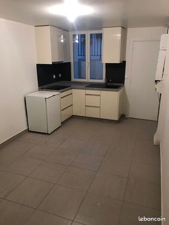 Appartement 2 pièces 24 m² · à Fontenay-sous-Bois · 24 m² · 860 €/mois