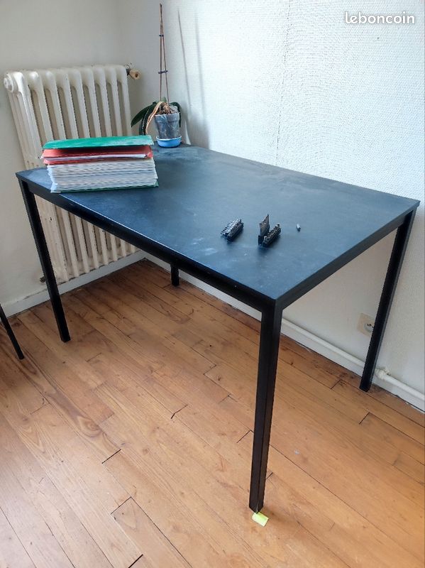 Table (image 1)