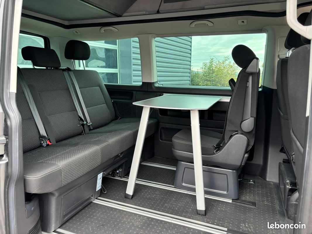 VW T6 Multivan REIMO 2.0L TDi 150Ch Reimo 91mkm Gris (image 9)