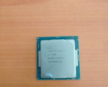 Intel Core i5 7500 @ 3589.45 MHz - CPU-Z ATOR