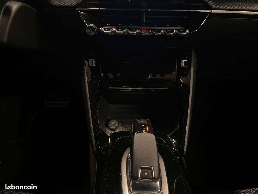 PEUGEOT 2008 155ch GT PACK - Entretien fait - Suivi complet - Boite Auto - 2021 - Garantie 6 mois (image 16)