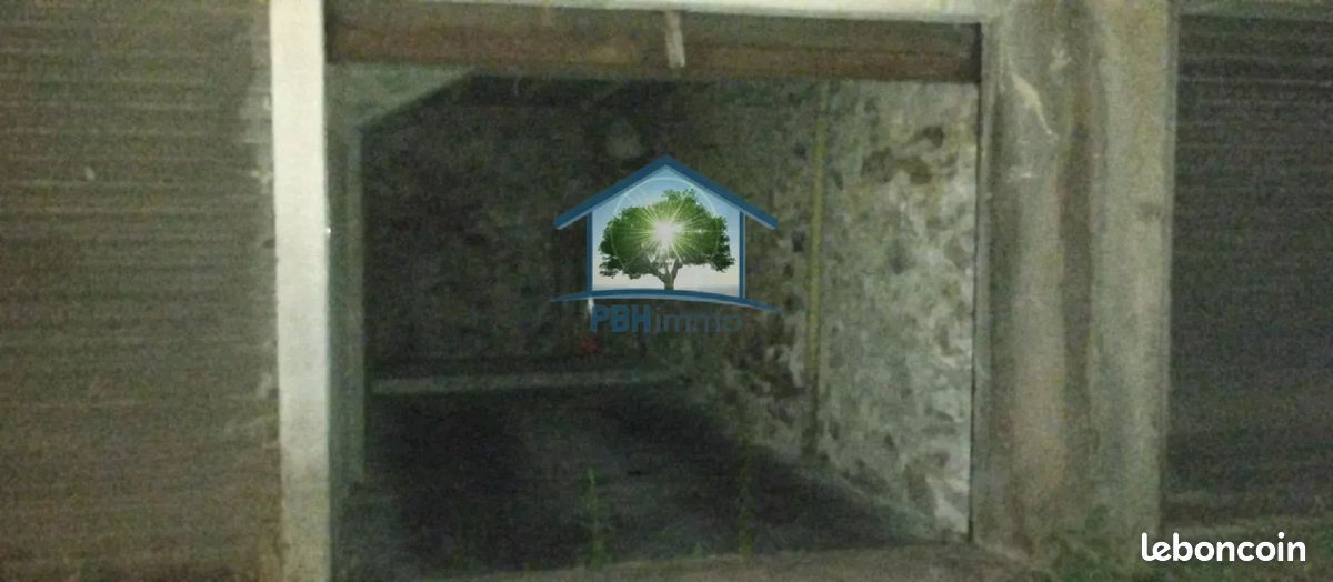 Parking/box Tulle · 10 000 €