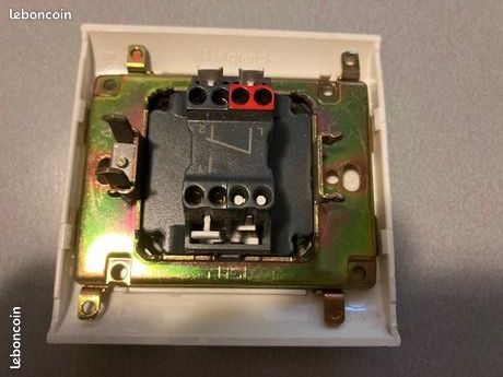 Legrand interrupteur encastrable mosaic 75002 74812 077011 (image 4)