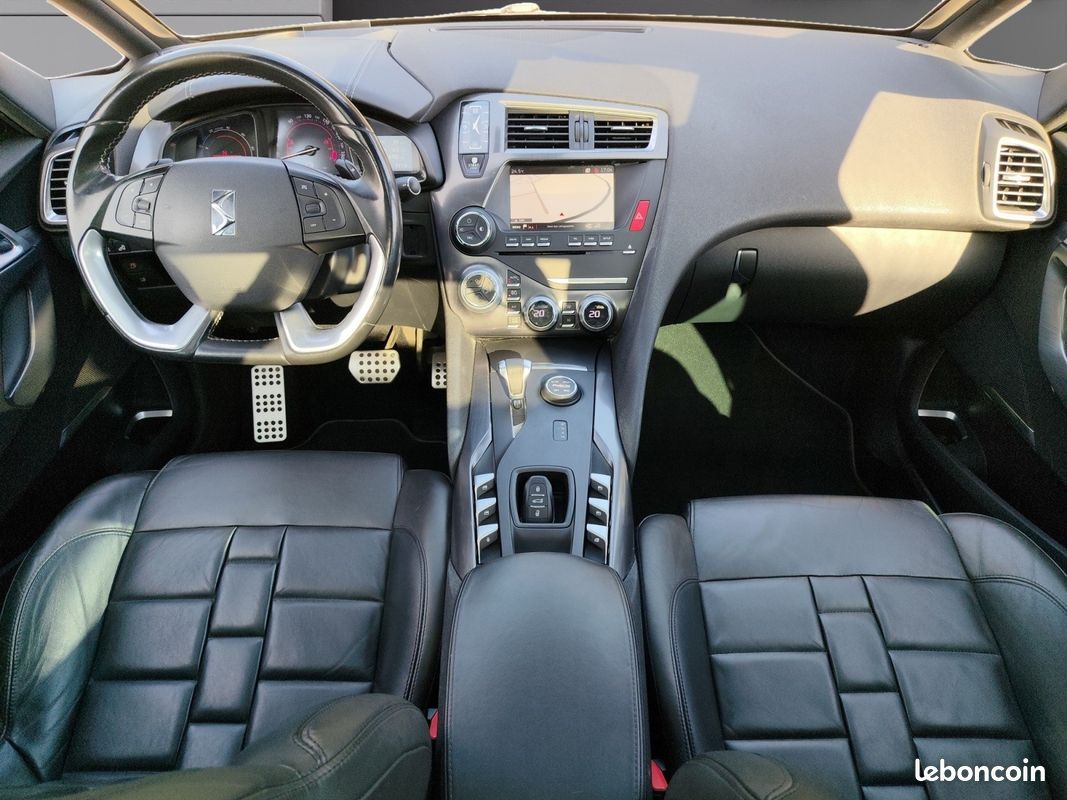 DS DS5 Hybrid 4x4 ETG6 Sport Chic - Caméra de Recul - Palettes au volant - Clim Bizone - Garantie 12 Mois (image 2)