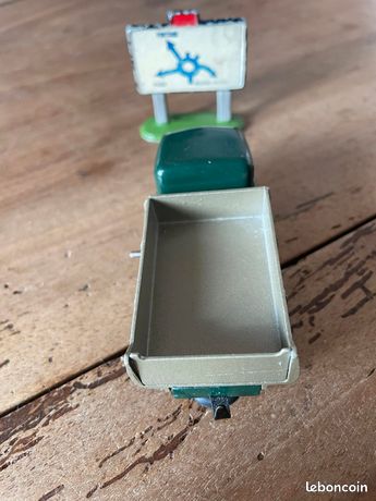 Dinky Toys Ford Benne Basculante (échelle inconnue